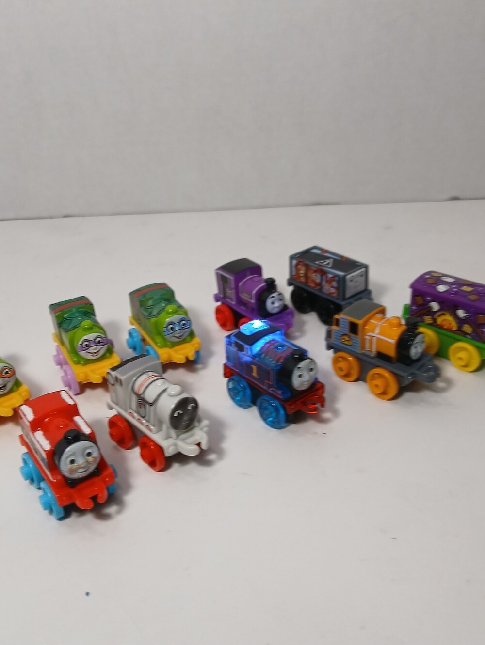 Thomas And Friends Mini Train Lot Of 10 TMNT 1 Light Up